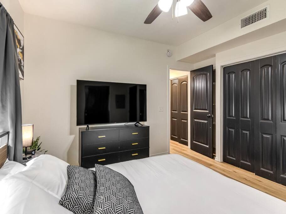Stylish & Serene Modern Retreat Bartlesville Extérieur photo